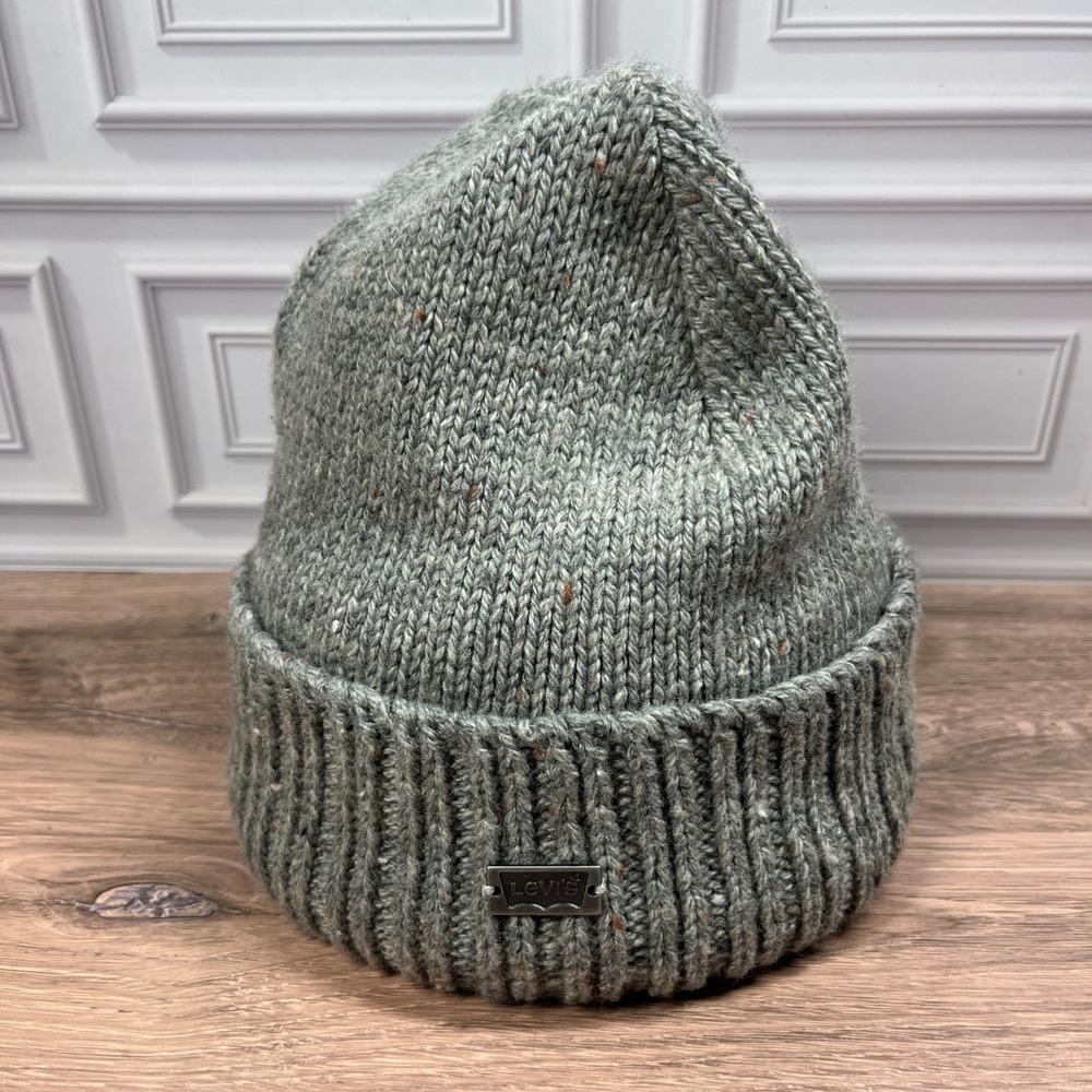 Levi's Beanie Hat Mens One Size Grey Marled Knit Cuffed Metal Logo Plaque